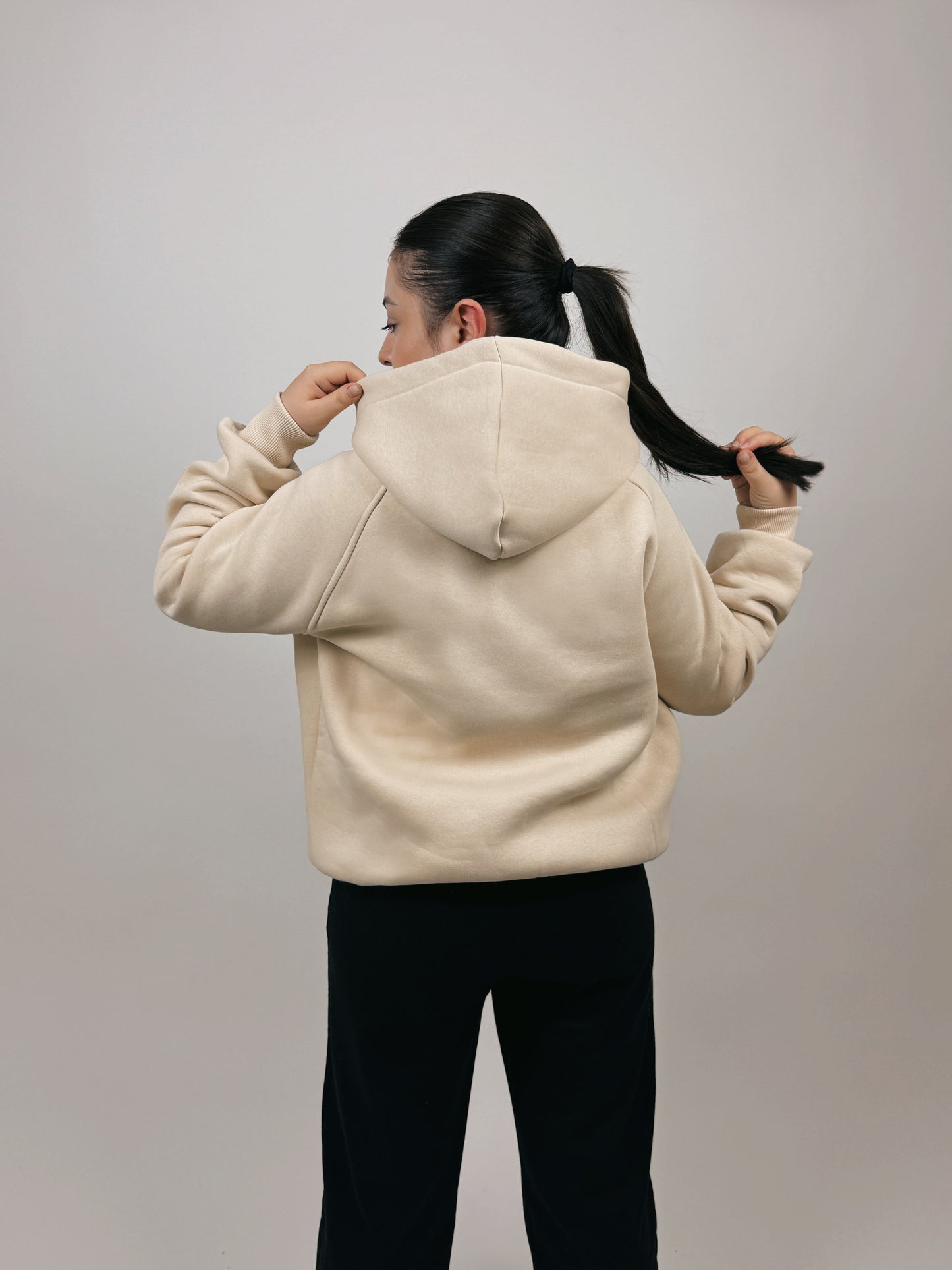 CREME ESSENCE HOODIE